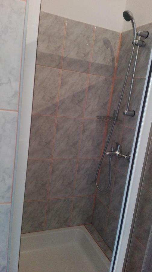 Apartmani Zmiric Primosten Exterior photo